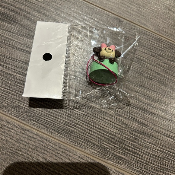 Dim sum minnie mouse phone charm - Picture 2 of 6